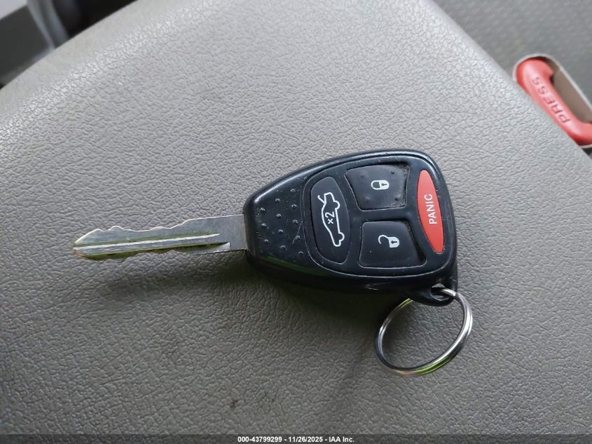 2007 Jeep Commander Sport VIN: 1J8HG48K57C638158 Lot: 43799299