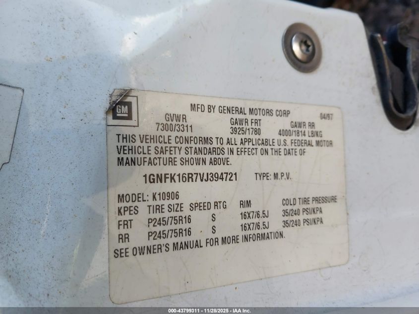 1997 Chevrolet Suburban 1500 VIN: 1GNFK16R7VJ394721 Lot: 43799311
