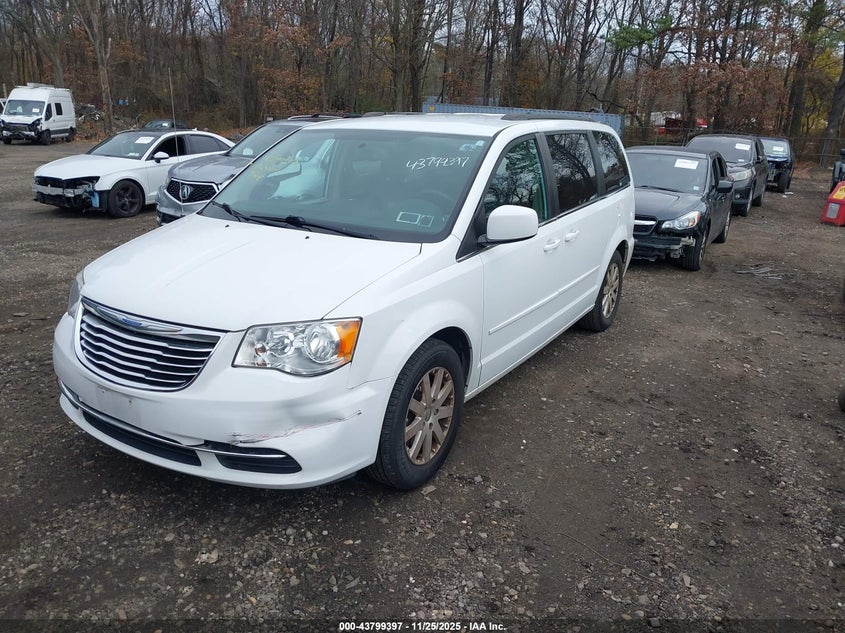 2C4RC1AG3FR665313 2015 CHRYSLER TOWN & COUNTRY photo no. 2