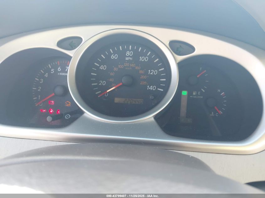 2004 Toyota Highlander Limited V6 VIN: JTEDP21A040025384 Lot: 43799407