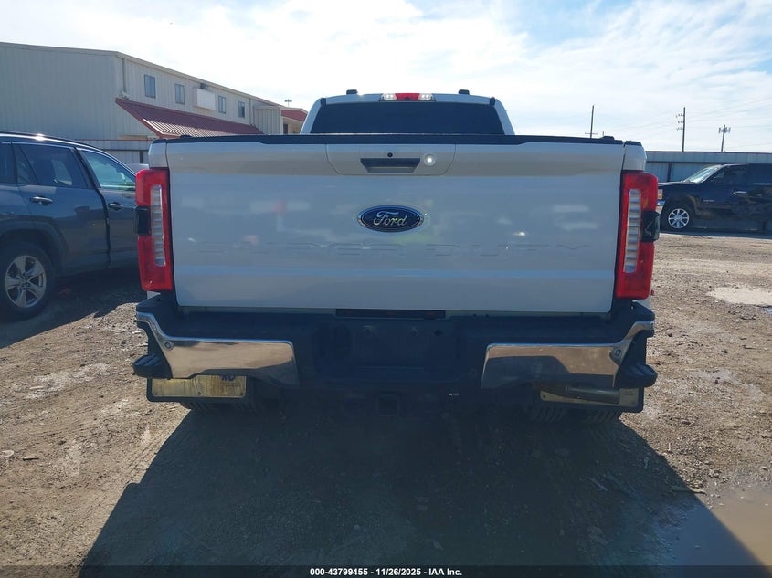 2023 Ford Super Duty F-350 Drw Lariat VIN: 1FT8X3DT4PEC48981 Lot: 43799455