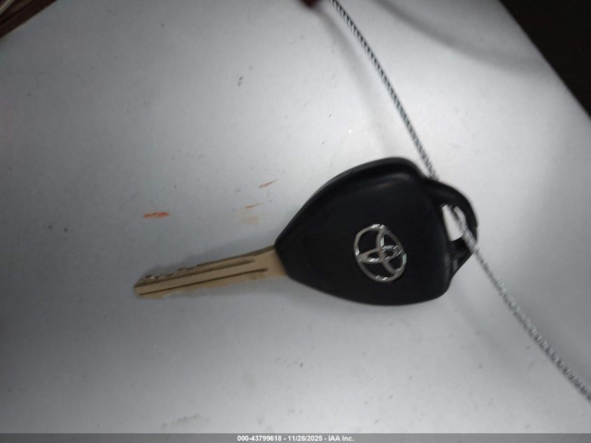 2006 Toyota Rav4 Base V6 VIN: JTMZK33VX66002080 Lot: 43799618