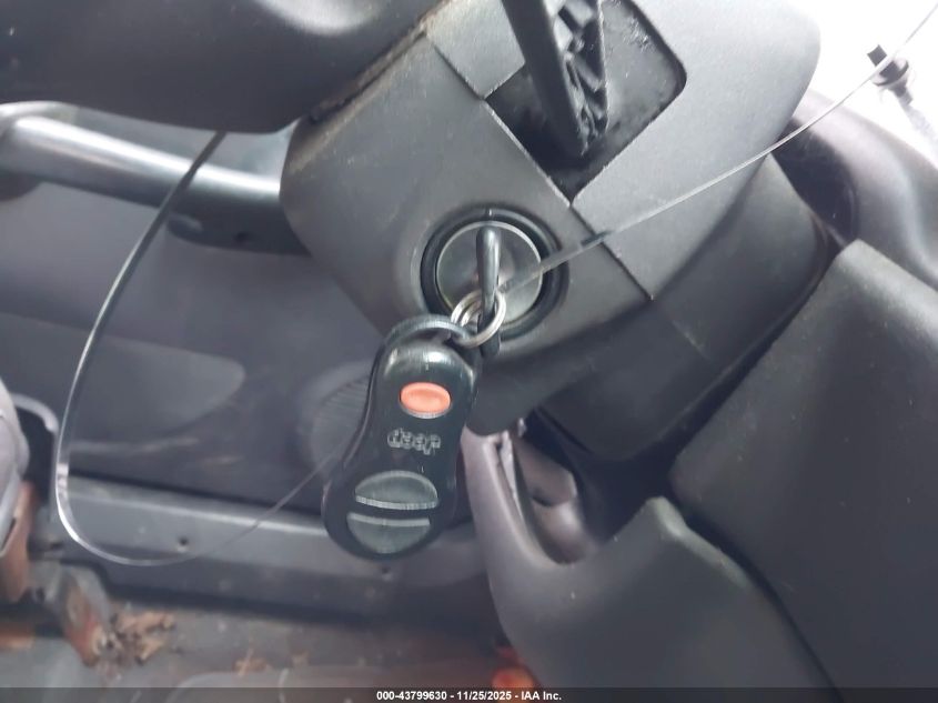 1999 Jeep Cherokee Classic VIN: 1J4FF78S4XL658849 Lot: 43799630