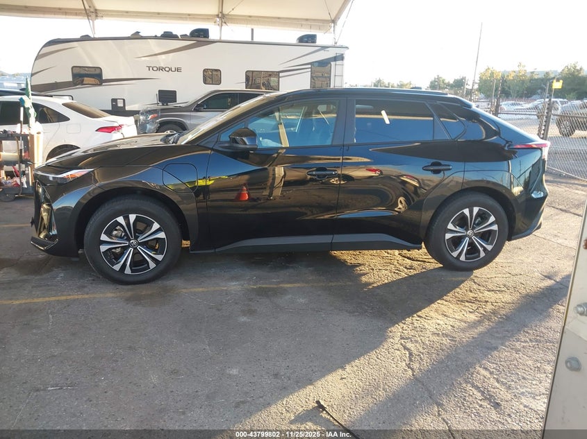 2024 Toyota Bz4X Xle VIN: JTMABACA5RA061246 Lot: 43799802