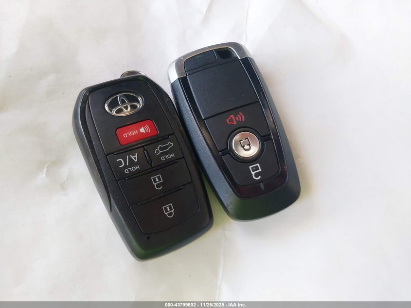 2024 Toyota Bz4X Xle VIN: JTMABACA5RA061246 Lot: 43799802