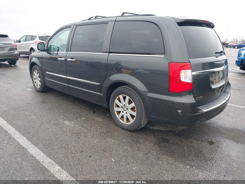 2A4RR8DG4BR655509 2011 CHRYSLER TOWN & COUNTRY photo no. 3