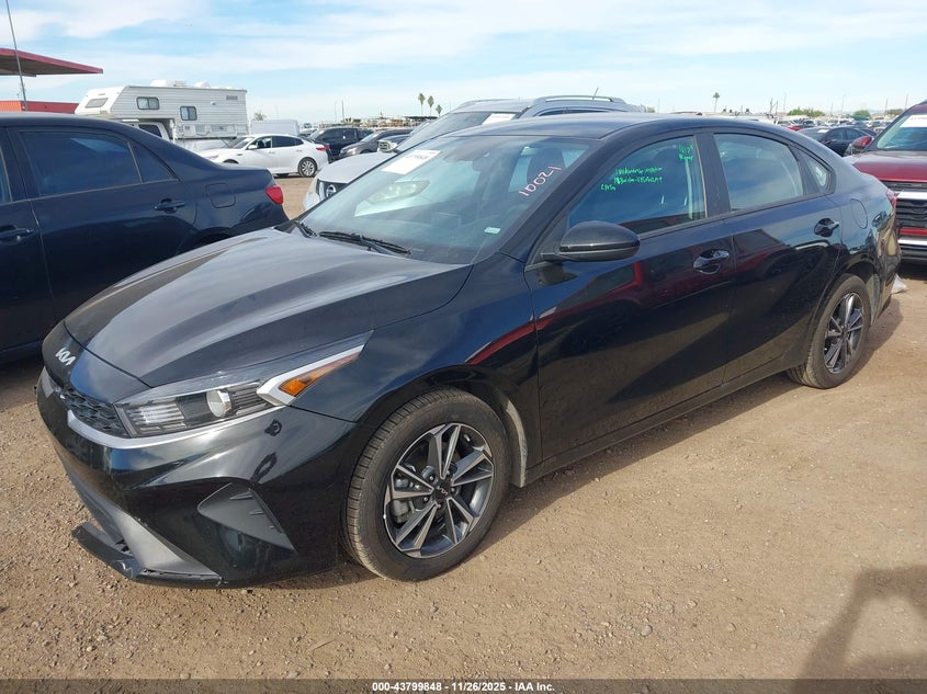 3KPF24ADXRE742228 2024 KIA FORTE photo no. 2