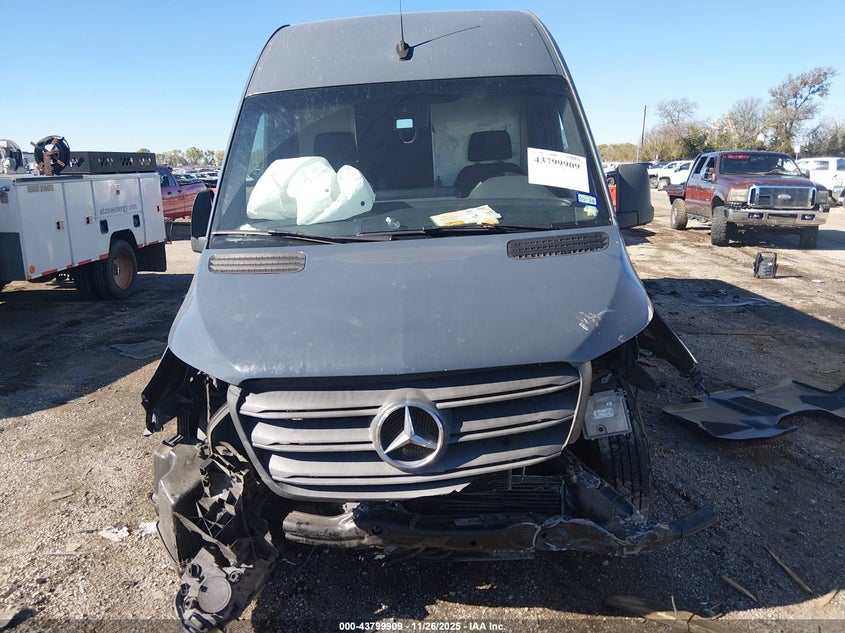 2019 Mercedes-Benz Sprinter 2500 High Roof V6 VIN: WD4PF1CD4KP108591 Lot: 43799909