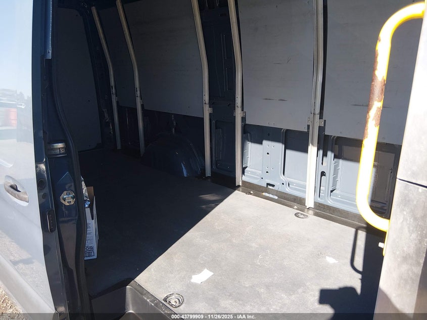 2019 Mercedes-Benz Sprinter 2500 High Roof V6 VIN: WD4PF1CD4KP108591 Lot: 43799909