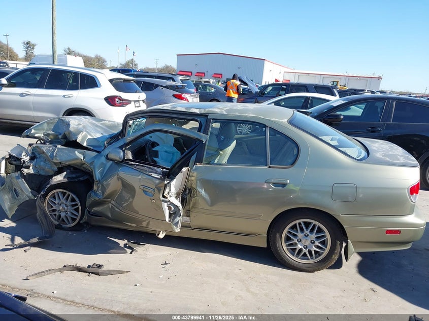 2001 Infiniti G20 Luxury VIN: JNKCP11A81T405012 Lot: 43799941