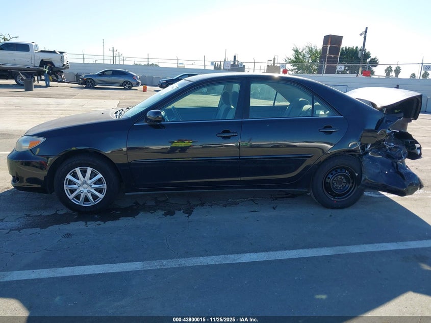 2003 Toyota Camry Le VIN: JTDBE32K130215997 Lot: 43800015