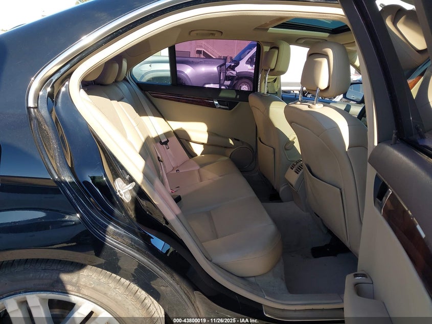 2009 Mercedes-Benz C 300 Luxury/Sport VIN: WDDGF54X19F220023 Lot: 43800019