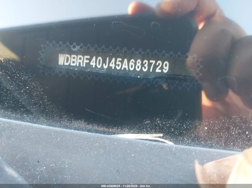 2005 Mercedes-Benz C 230 Kompressor Sport VIN: WDBRF40J45A683729 Lot: 43800029