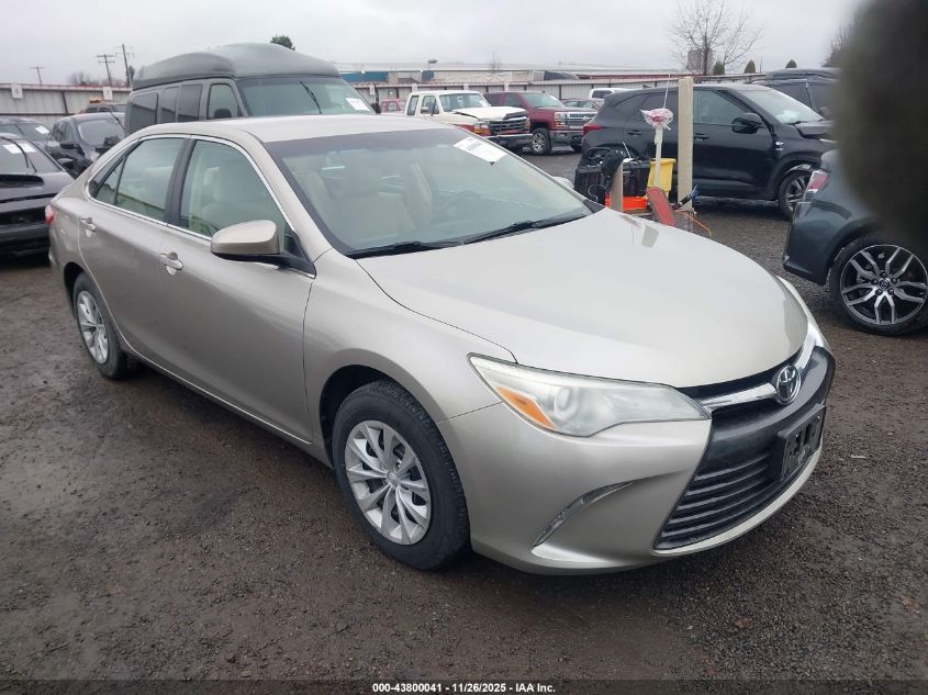 TOYOTA CAMRY LE