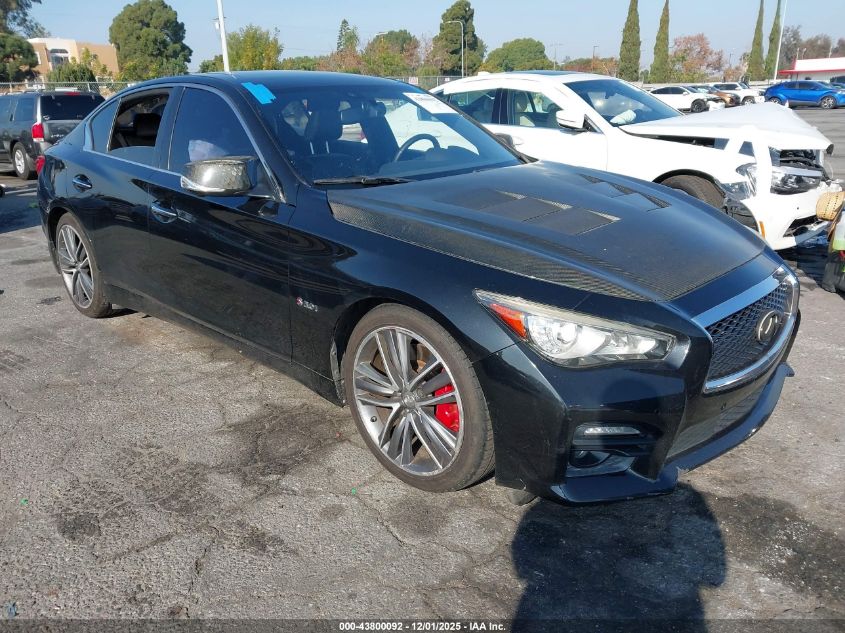 INFINITI Q50 3.0T RED SPORT 400