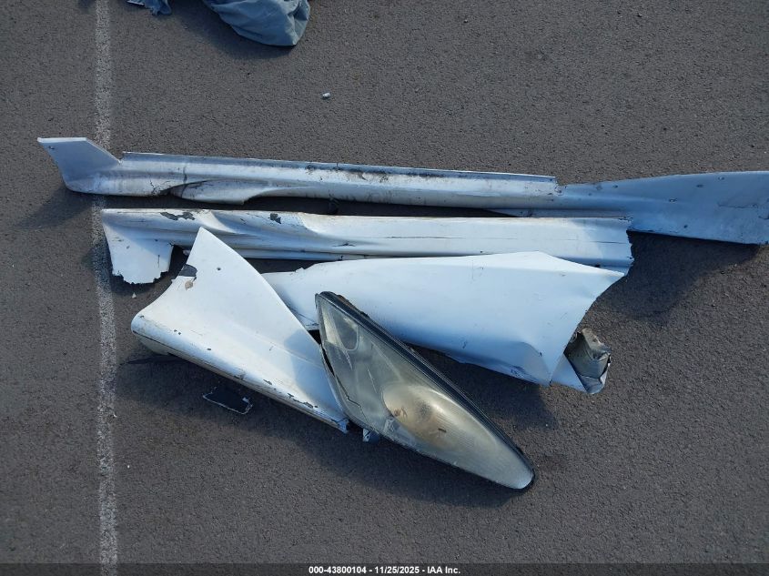 2001 Toyota Celica Gt VIN: JTDDR32T610111721 Lot: 43800104