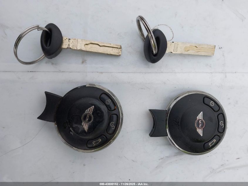 2007 Mini Cooper VIN: WMWMF33587TL68408 Lot: 43800152