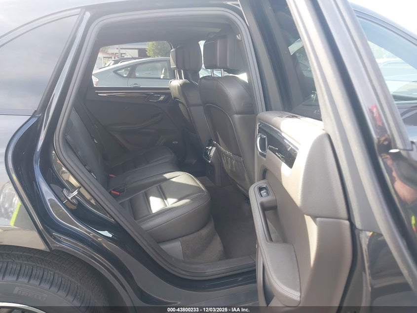 WP1AB2A50LLB36778 2020 PORSCHE MACAN photo no. 8