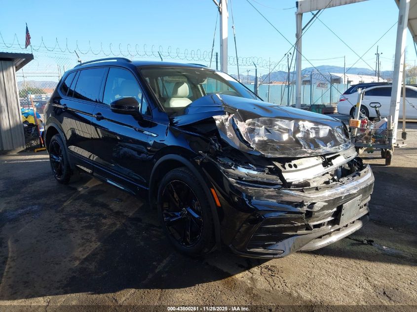 VOLKSWAGEN TIGUAN 2.0T SE R-LINE BLACK