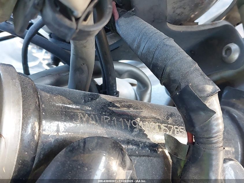 2004 Yamaha Xvs1100 A VIN: JYAVP11Y94A005785 Lot: 43800387