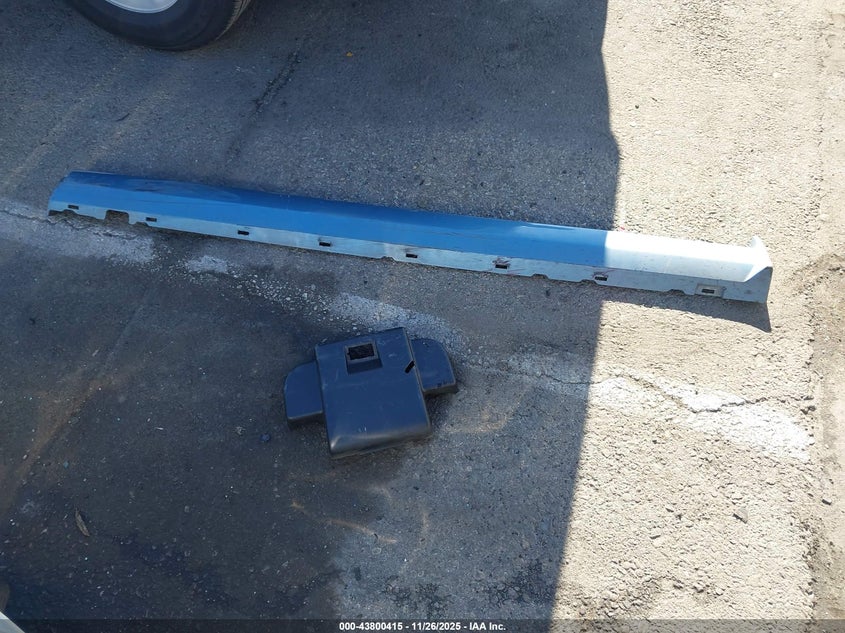 2007 Ford Mustang Gt Deluxe/Gt Premium VIN: 1ZVHT82H575241056 Lot: 43800415