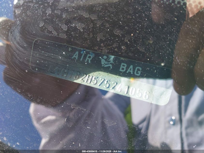 2007 Ford Mustang Gt Deluxe/Gt Premium VIN: 1ZVHT82H575241056 Lot: 43800415