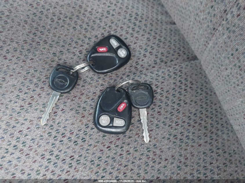 1999 Chevrolet Silverado 2500 Ls VIN: 1GCGK29U8XE136299 Lot: 43800466