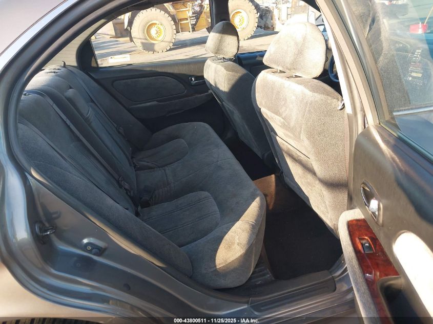 2004 Hyundai Sonata Gls/Lx VIN: KMHWF35H24A067672 Lot: 43800511