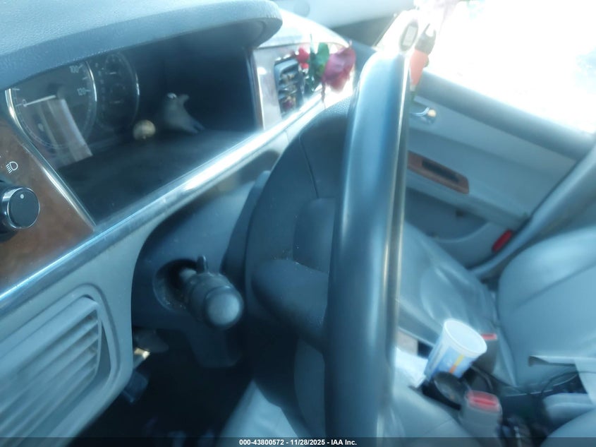 2005 Buick Lacrosse Cxl VIN: 2G4WD532X51199560 Lot: 43800572