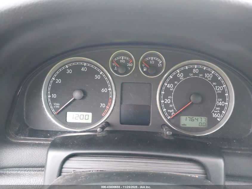 2002 Volkswagen Passat Glx VIN: WVWTH63B22P356725 Lot: 43800655