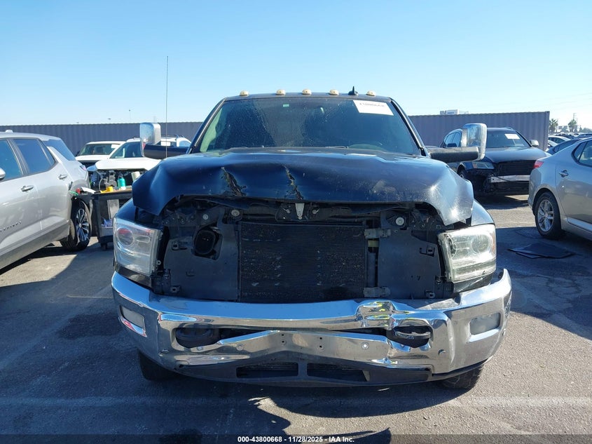 2018 Ram 3500 Laramie 4X4 8' Box VIN: 3C63RRJLXJG132378 Lot: 43800668