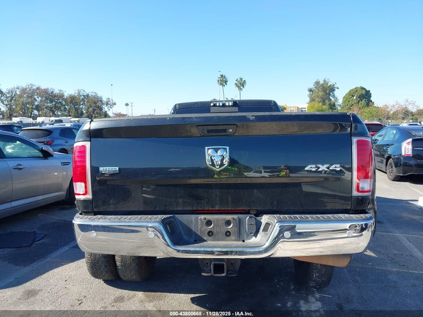 2018 Ram 3500 Laramie 4X4 8' Box VIN: 3C63RRJLXJG132378 Lot: 43800668