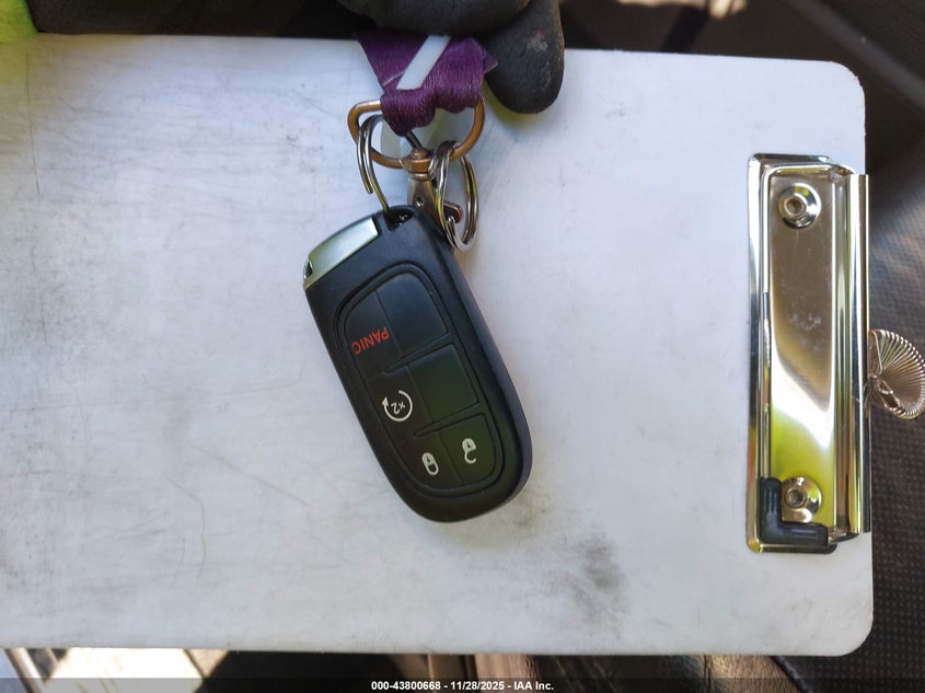 2018 Ram 3500 Laramie 4X4 8' Box VIN: 3C63RRJLXJG132378 Lot: 43800668