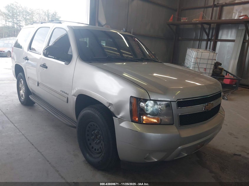 CHEVROLET TAHOE LS