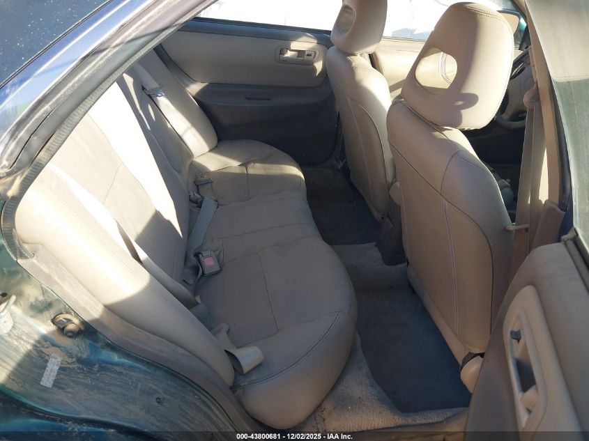 2000 Acura Integra Gs VIN: JH4DB7669YS001761 Lot: 43800681