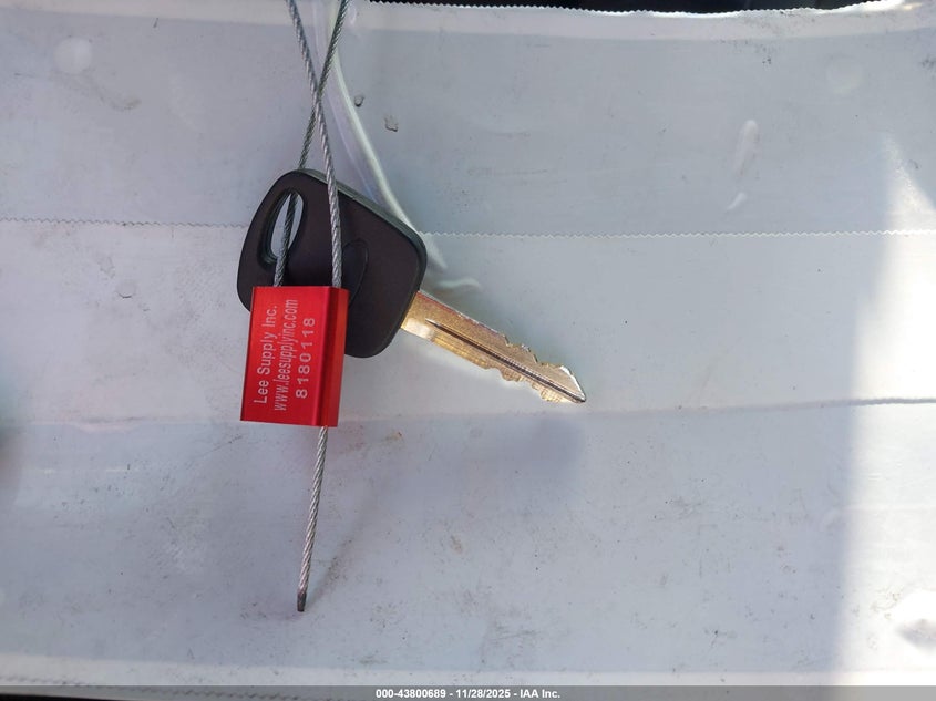 2005 Ford Focus Zx4 VIN: 1FAFP34N15W216768 Lot: 43800689