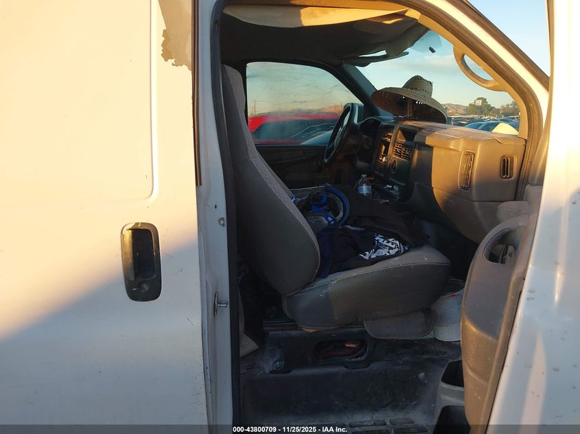 1GCGG25V351153645 2005 CHEVROLET EXPRESS photo no. 5