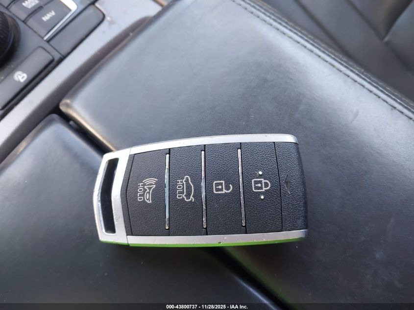 2017 Genesis G80 3.8 VIN: KMHGN4JE7HU203582 Lot: 43800737