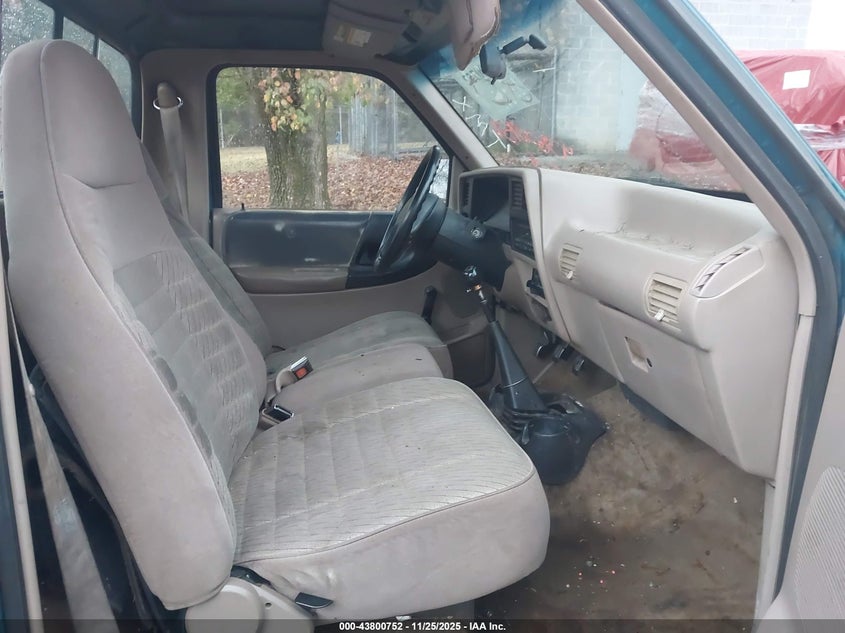 1FTCR10A5RUD35682 1994 FORD RANGER photo no. 5