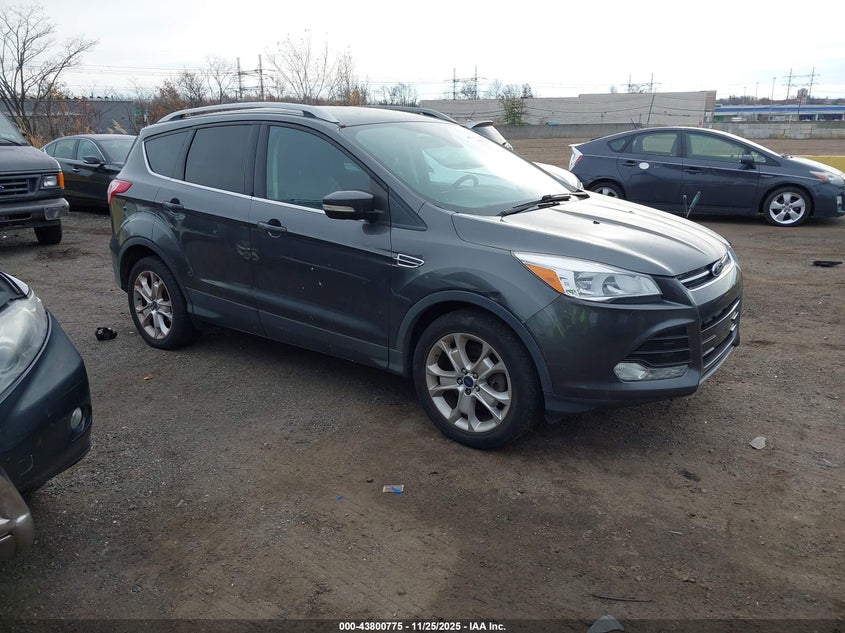 FORD ESCAPE TITANIUM