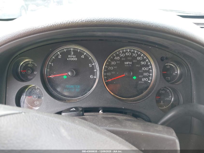 2011 GMC Yukon Xl 1500 Denali VIN: 1GKS2MEF3BR106629 Lot: 43800835