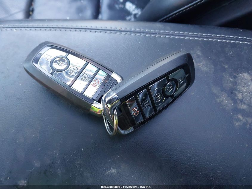 2022 Lincoln Corsair Standard VIN: 5LMCJ1D97NUL24211 Lot: 43800869