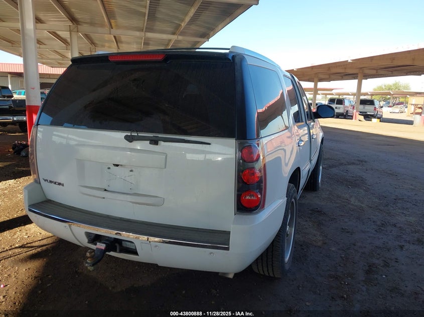 1GKEC63878J191279 2008 GMC YUKON photo no. 4