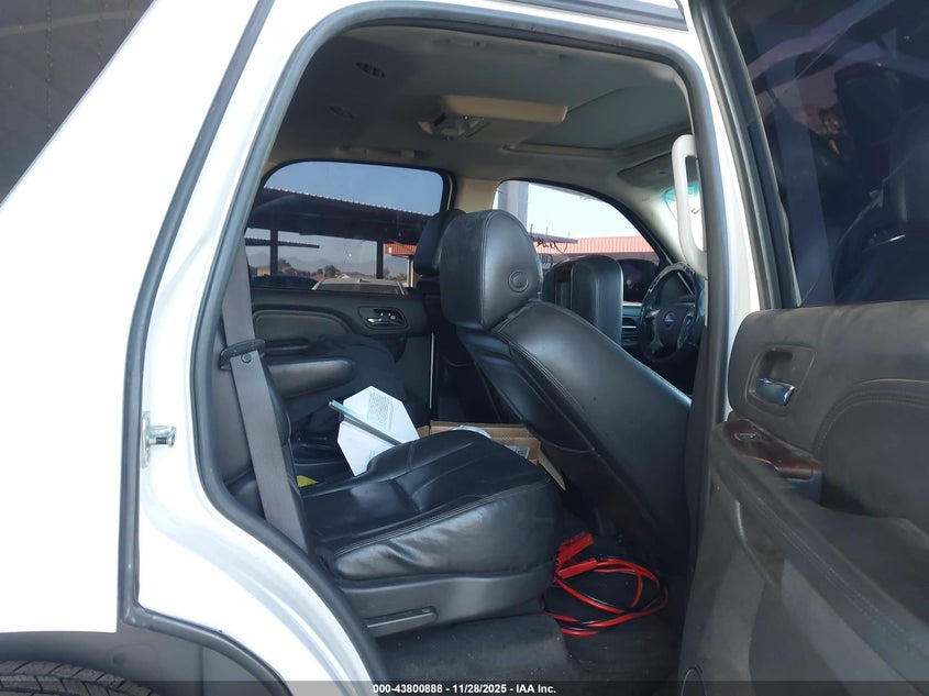 2008 GMC Yukon Denali VIN: 1GKEC63878J191279 Lot: 43800888