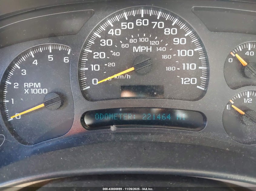 2004 Chevrolet Suburban 1500 Lt VIN: 3GNEC16Z64G318612 Lot: 43800899