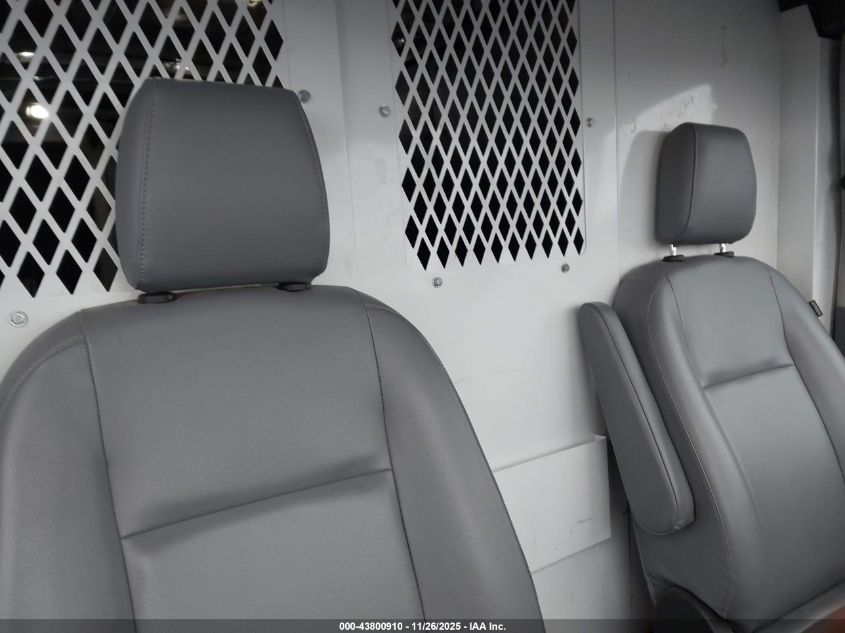 2018 Ford Transit-350 VIN: 1FTBW2CMXJKA87252 Lot: 43800910