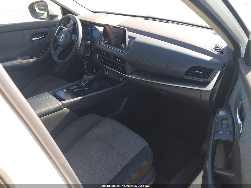 5N1BT3BA5PC827875 2023 NISSAN ROGUE photo no. 5