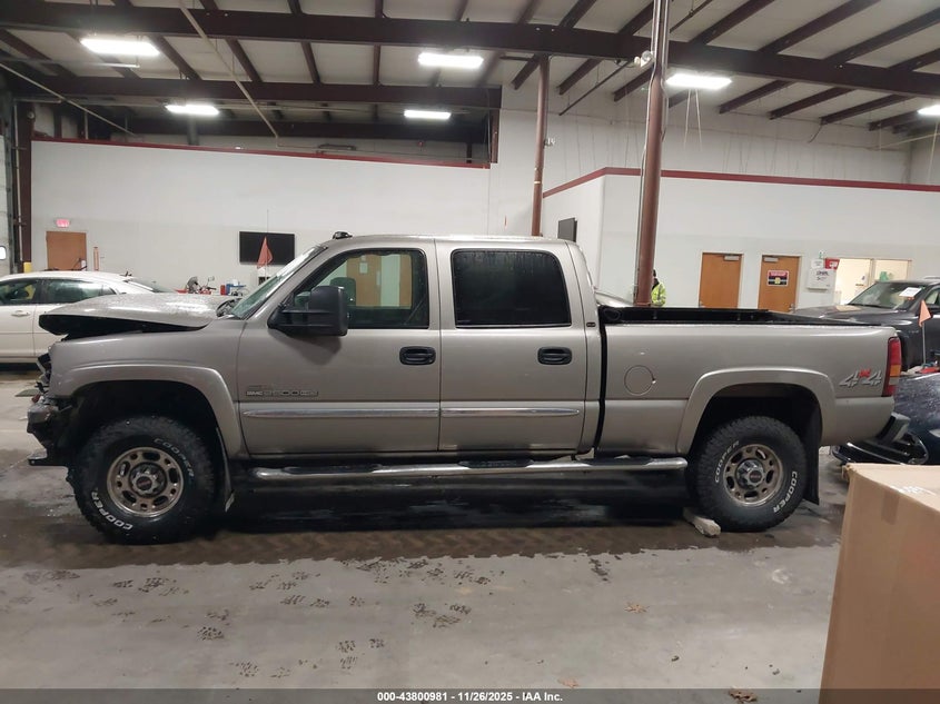 2003 GMC Sierra 2500Hd Sle VIN: 1GTHK23163F215770 Lot: 43800981