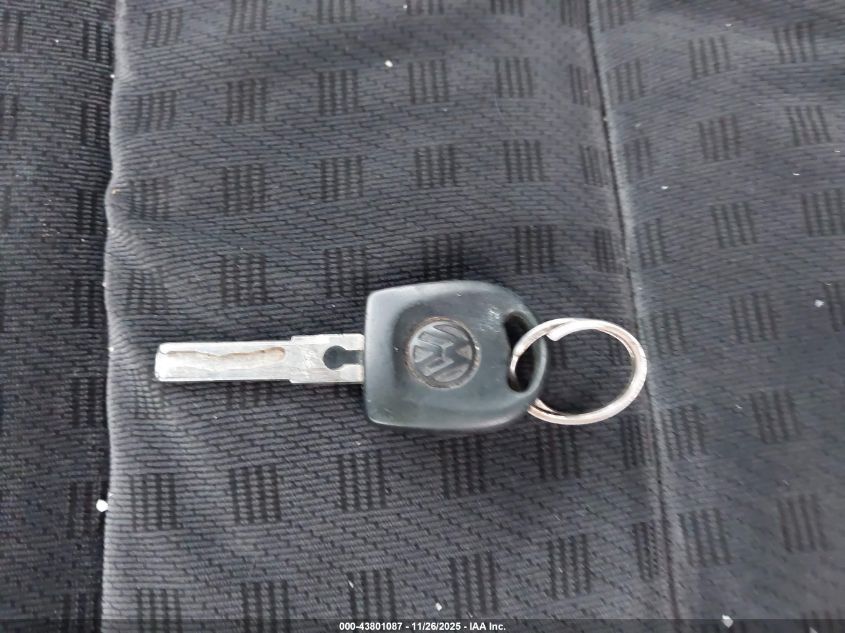 2003 Volkswagen Golf Gls VIN: 9BWGK21J934047932 Lot: 43801087