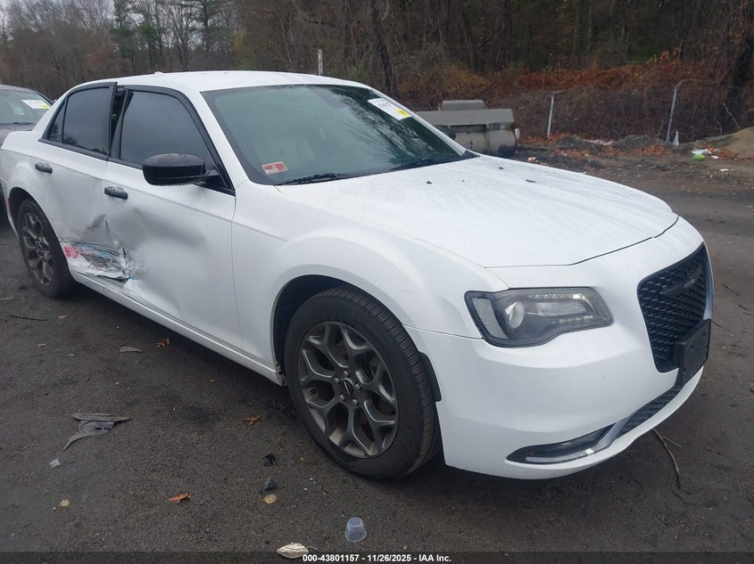 CHRYSLER 300S AWD